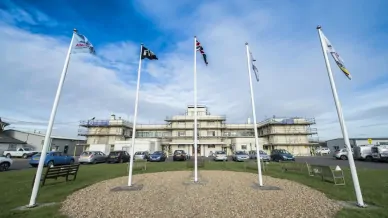 Budynek lotniska Brighton Shoreham Budynek lotniska Brighton Shoreham w stylu Art Deco